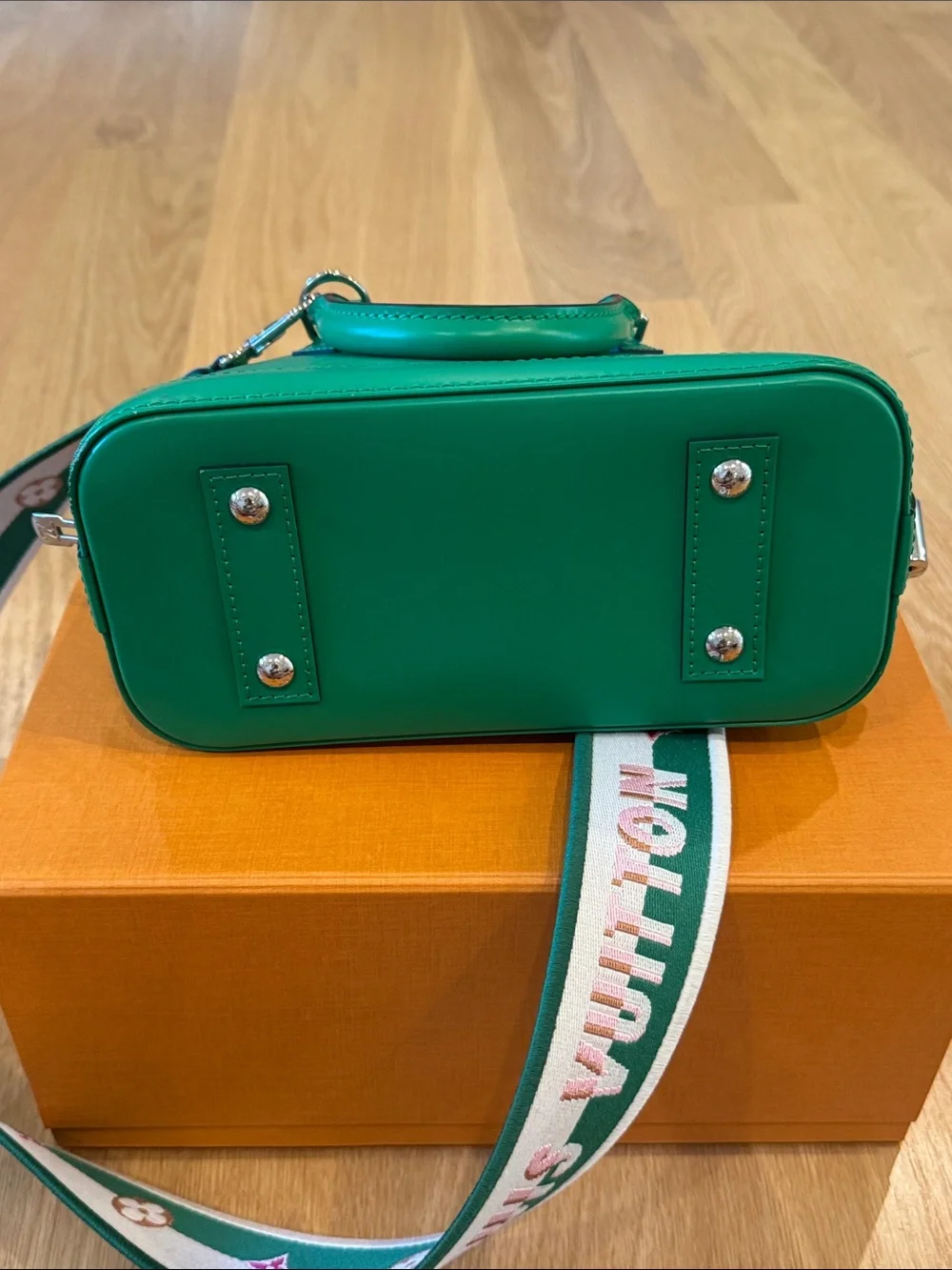 Louis Vuitton Alma bb in Serpentine Green Epi Leather